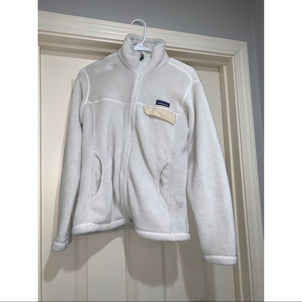 Patagonia woman’s zipup sweater M
